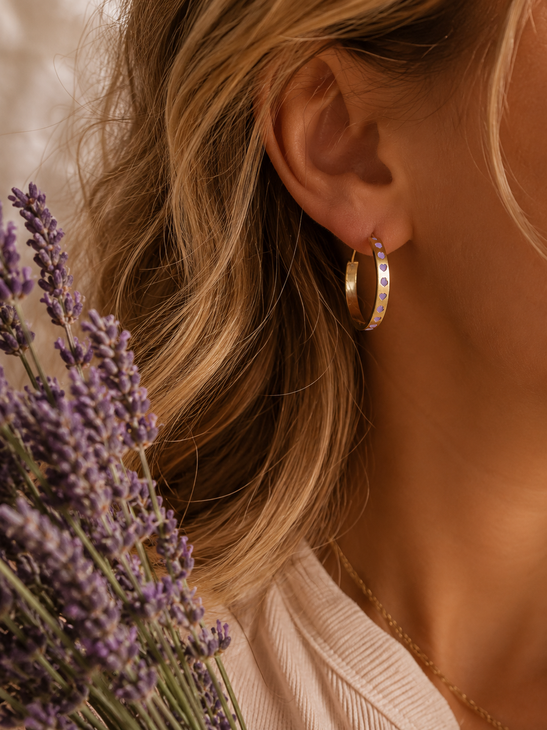 Lavender Love Hoops – Stainless Steel Oorbellen met Lila Hartjes FREE gift F006