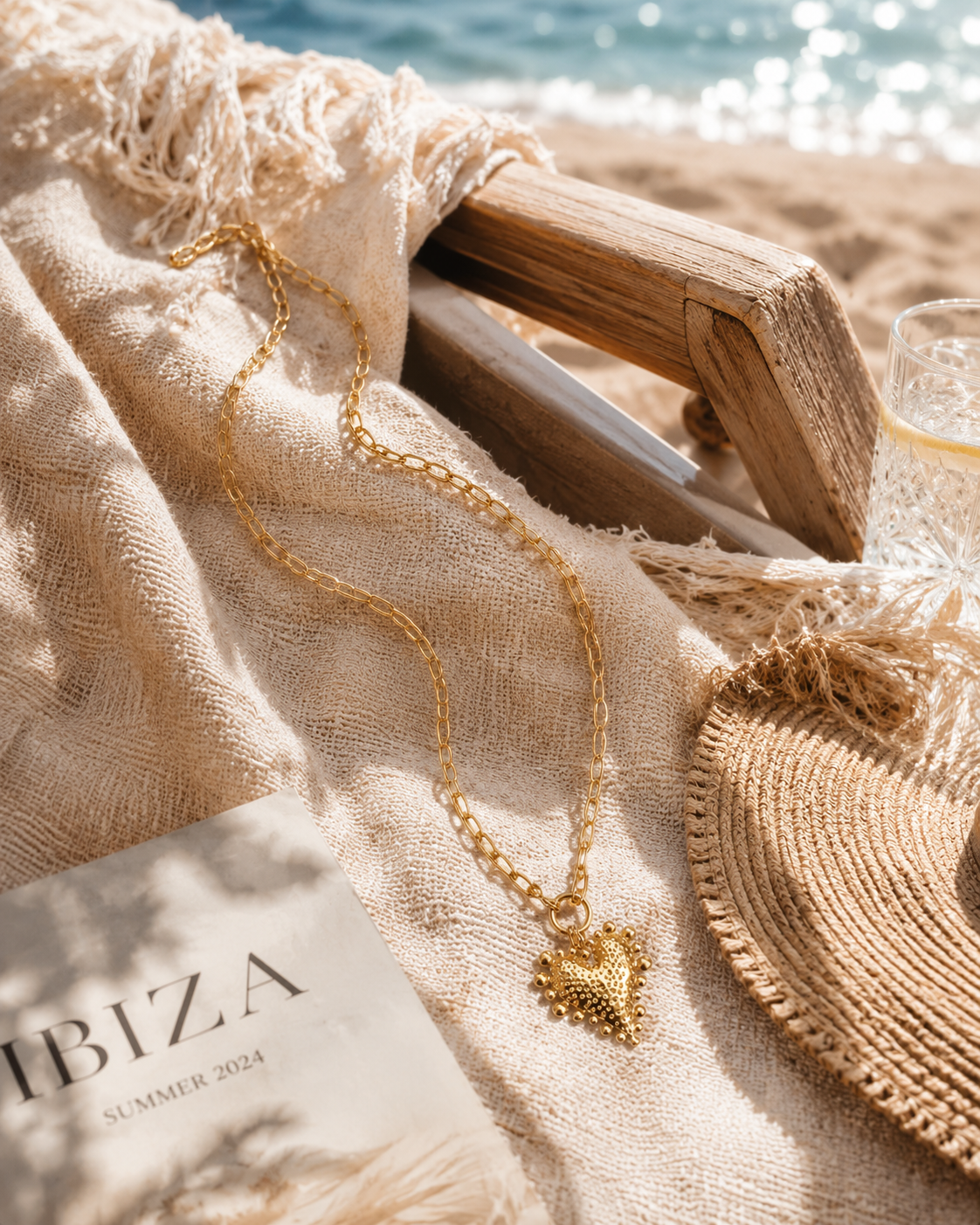 Lange hart ketting K001