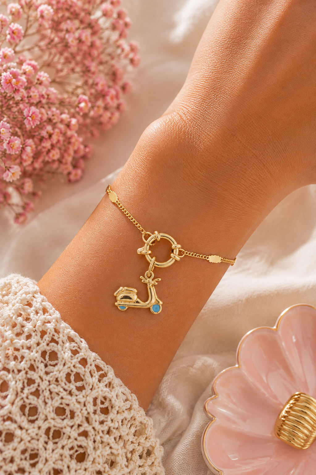 Gouden Scooter Bedelarmband BA015