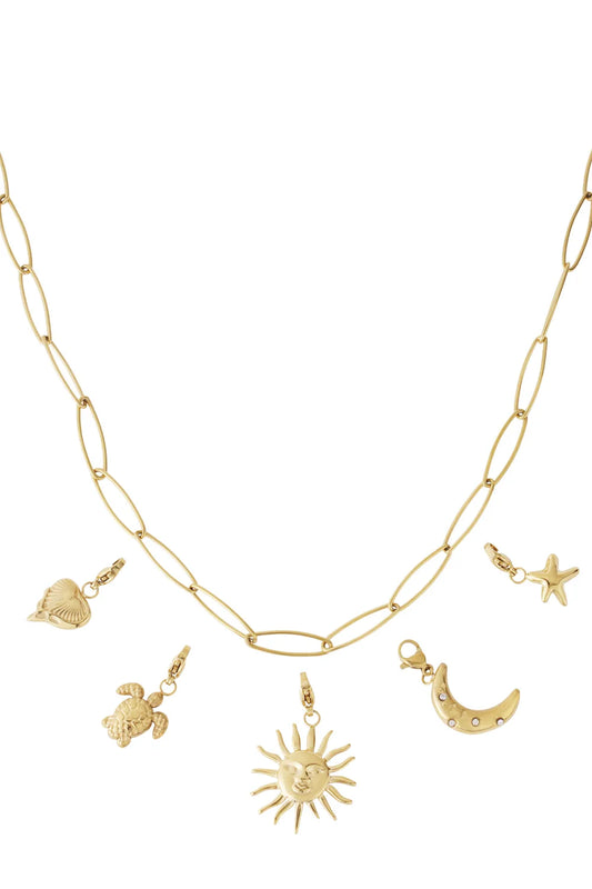 Celestial Glow – 14K Gold Plated Zon & Maan Bedelketting BK005